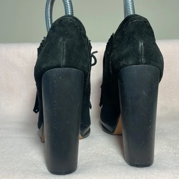 NWT Charles David Black Suede Tassel Fringe Block Heel Pumps Size 7 - Picture 5 of 12